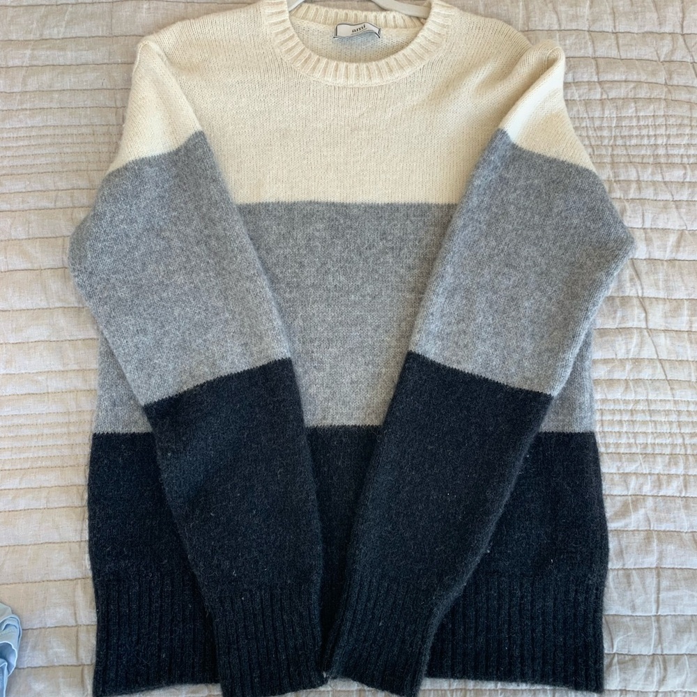 Ami alpaca/wool blend sweater